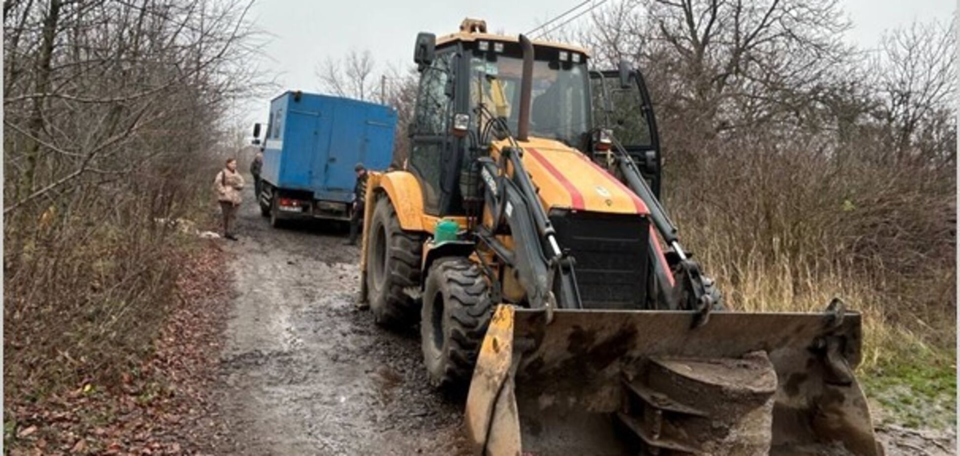 КП 'Днепроводоканал' оперативно восстанавливает аварийные участки водопровода даже в самых отдаленных районах Днепра
