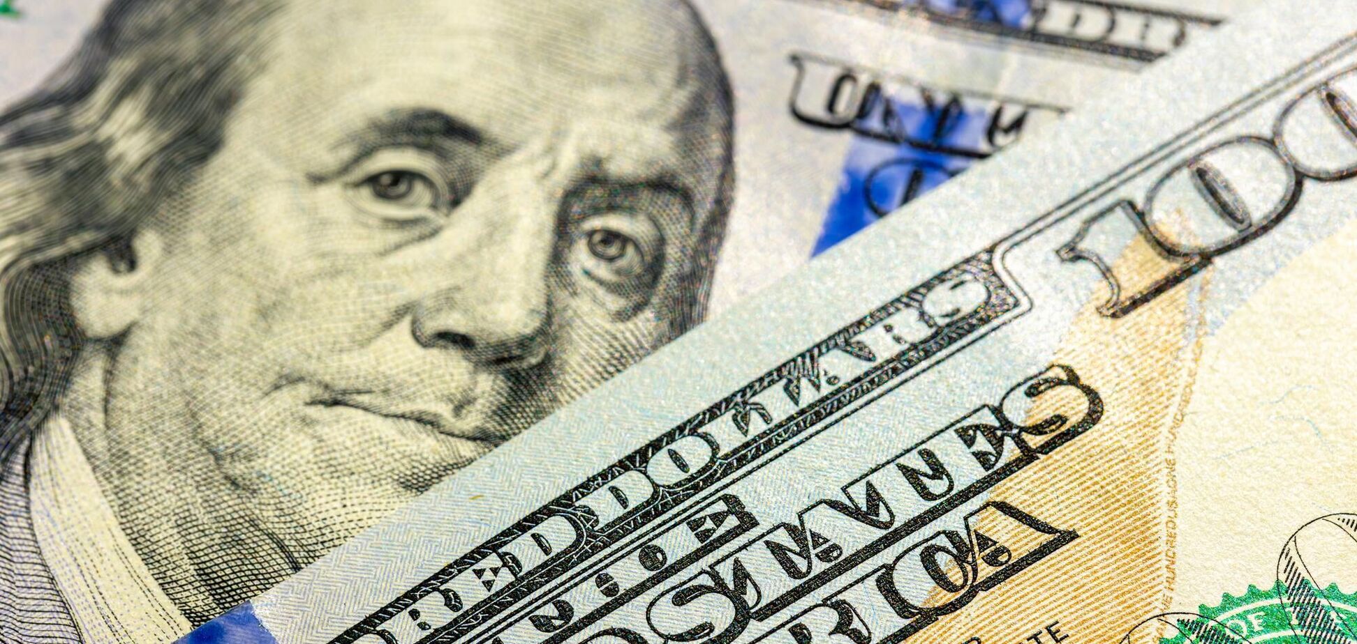 Иллюстрация - 100 долларов, курс валют