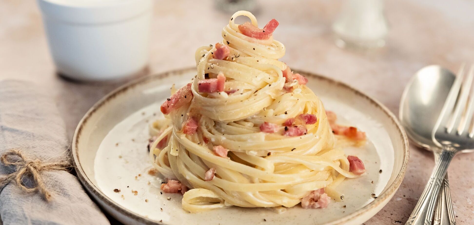 Класична 'Карбонара', яку легко приготувати в домашніх умовах: не гірша, ніж у ресторанах