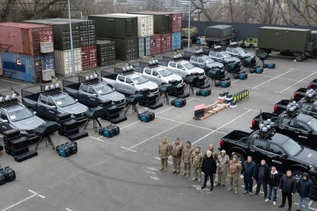 Порошенко передал подразделениям Нацгвардии комплексы 'Ай-Петри' для прикрытия критической инфраструктуры