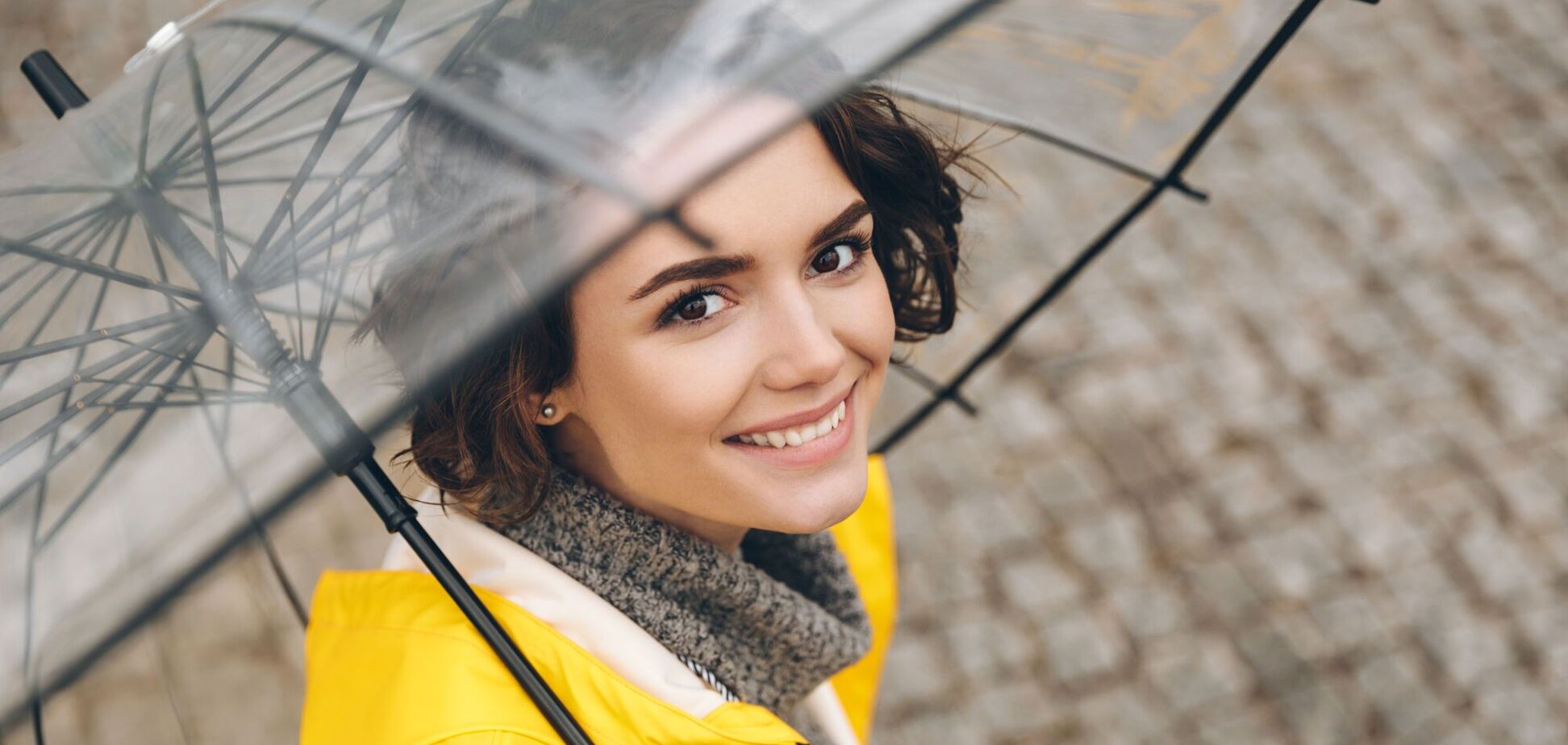 Как избавиться от 'усталых глаз': лайфхак для макияжа, который действительно работает