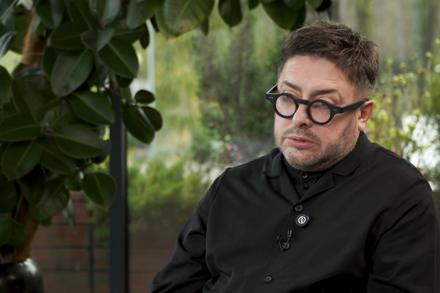 Олексій Суханов, який народився в Росії, висловив нетипову мовну позицію і поставив важливе запитання прихильникам 'какая разніца'