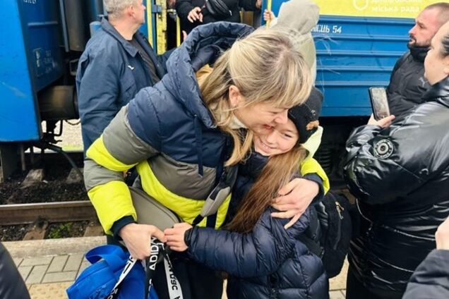 По инициативе Филатова в лагерях прикарпатья отдохнули 2050 детей участников боевых действий и погибших защитников из Днепра