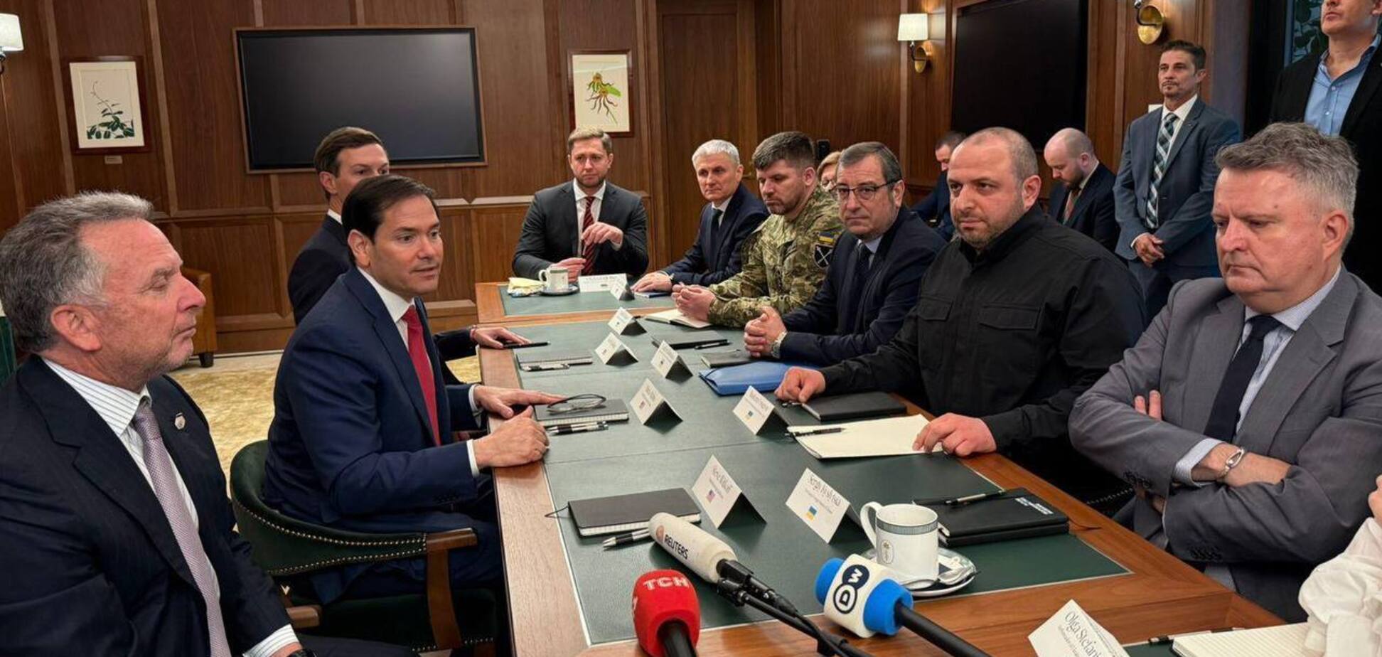 В США началась встреча украинской и американской делегаций по мирному плану: первые подробности