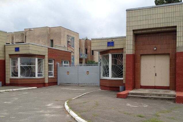 Скандал через збірний пункт мобілізованих на ДВРЗ у Києві отримав продовження. Подробиці та фото