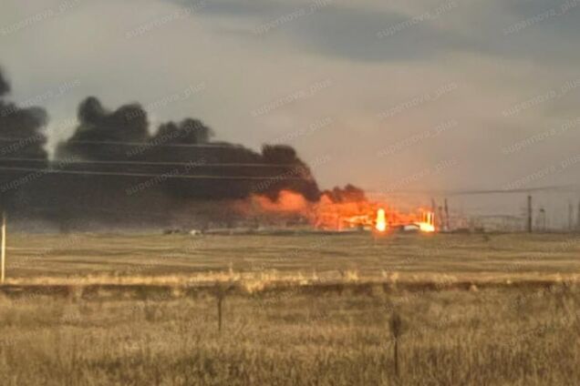 Украинские дроны повредили электроподстанцию 'Фроловская' в Волгоградской области: зафиксирован пожар