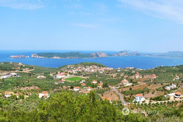 Почти без туристов: названа альтернатива греческим Криту и Родосу