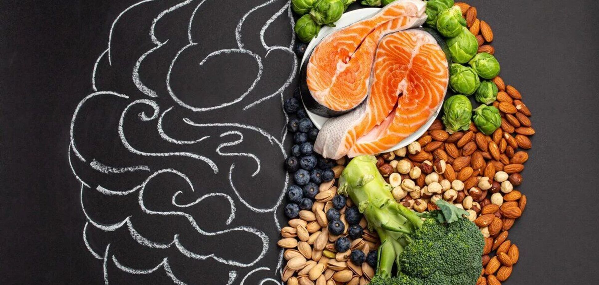 От черники до темного шоколада: 11 продуктов, которые делают мозг более острым