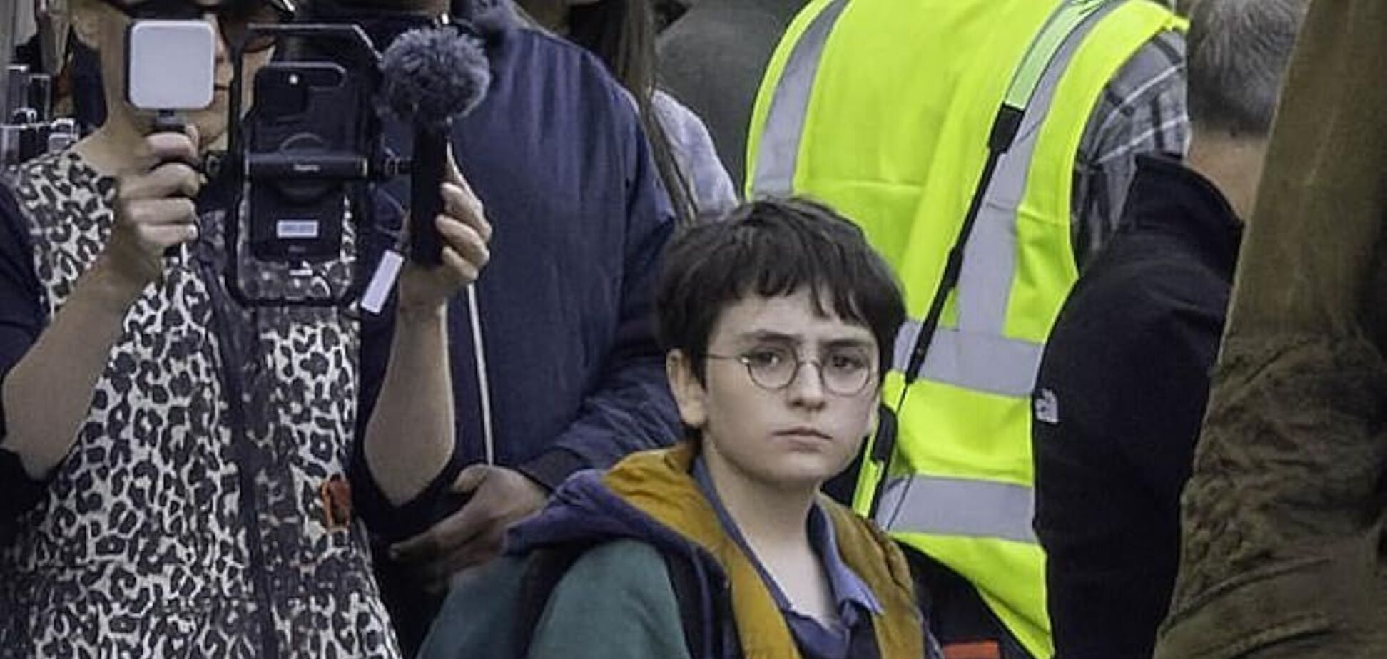 В сериале о Гарри Поттере будет рассказчик? В сети обсуждают неожиданное решение