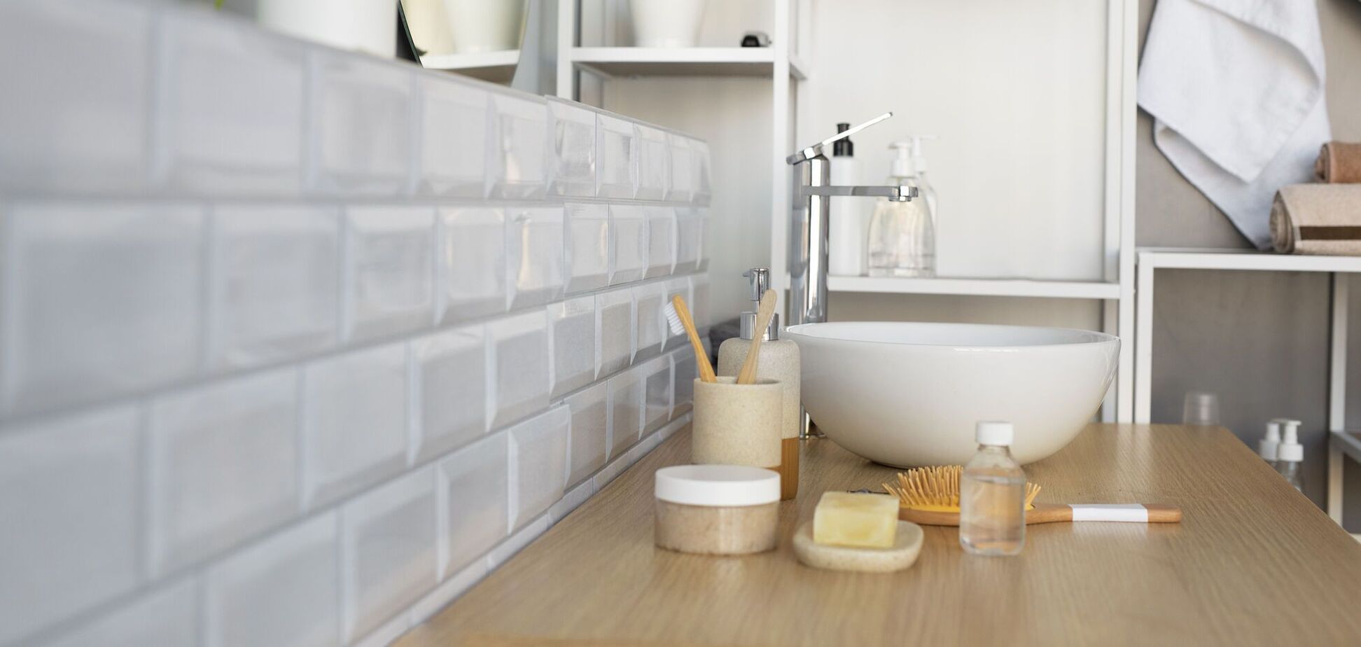 Топ-5 'опасных' предметов в ванной, из-за которых можно заболеть