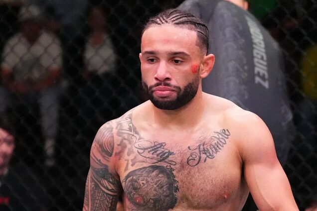 Дулгарян во время боя против Кристиана Родригеса на UFC Fight Night 16 марта 2024 года. Иллюстрация