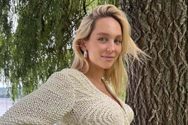 Певица ROXOLANA, которую называют невесткой Юрия Бойко, впервые стала мамой и рассекретила имя малыша. Фото после родов