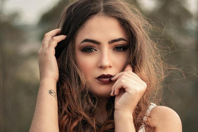 Які зачіски з 90-х повернулися в моду: фото