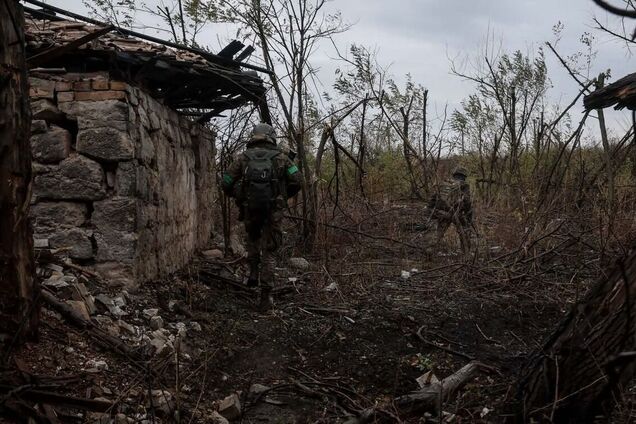 Будемо збільшувати фінансування військовим на першій лінії, у найбільш гарячих боях, – Зеленський