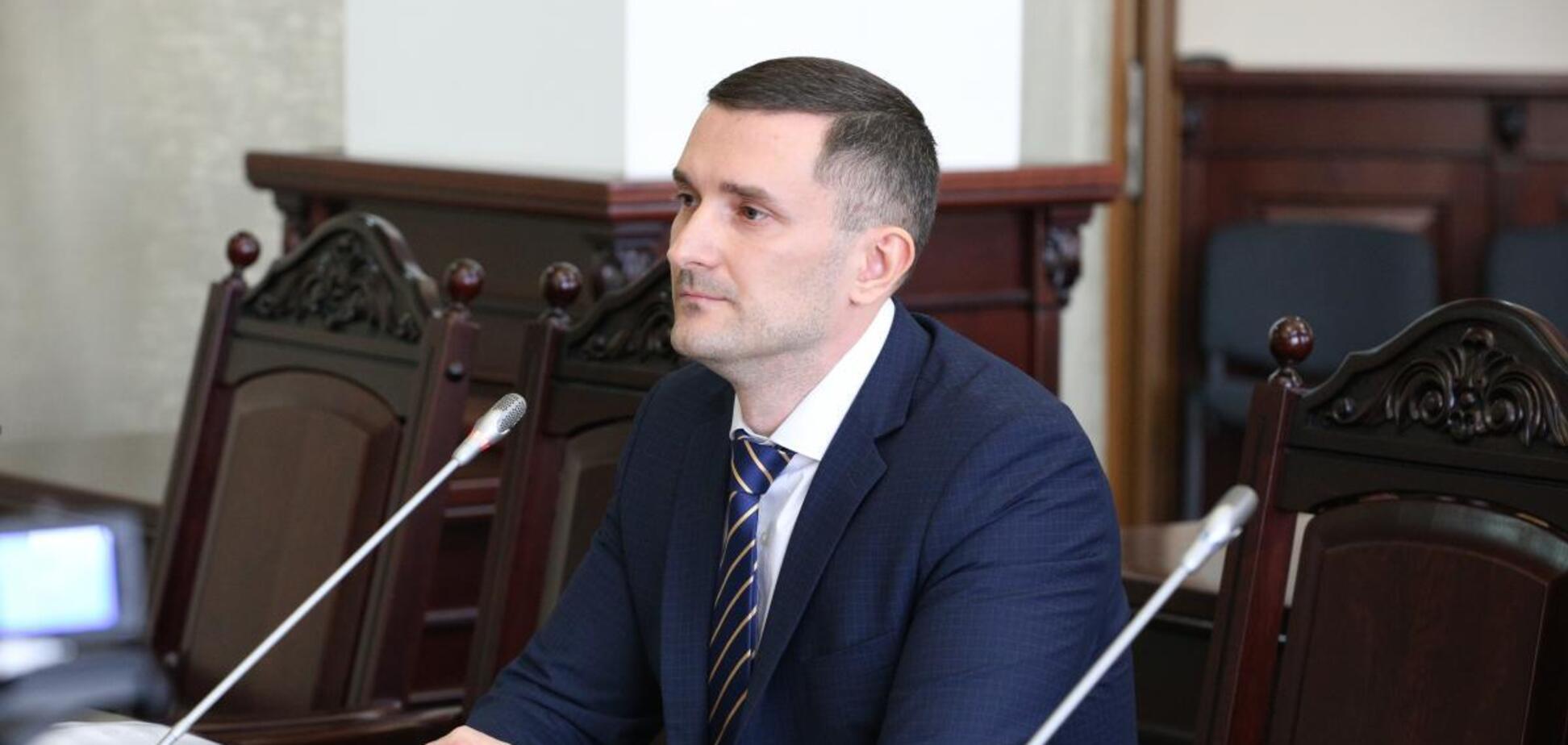 'Чтобы купить новый айфон и слетать в Таиланд': кандидат в судьи признался в мотивационном письме, зачем ему такая должность. Видео