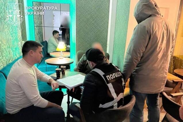 Военный ВСУ заплатил мошенникам миллионы за 'супероружие против 'Шахедов': объявлены подозрения