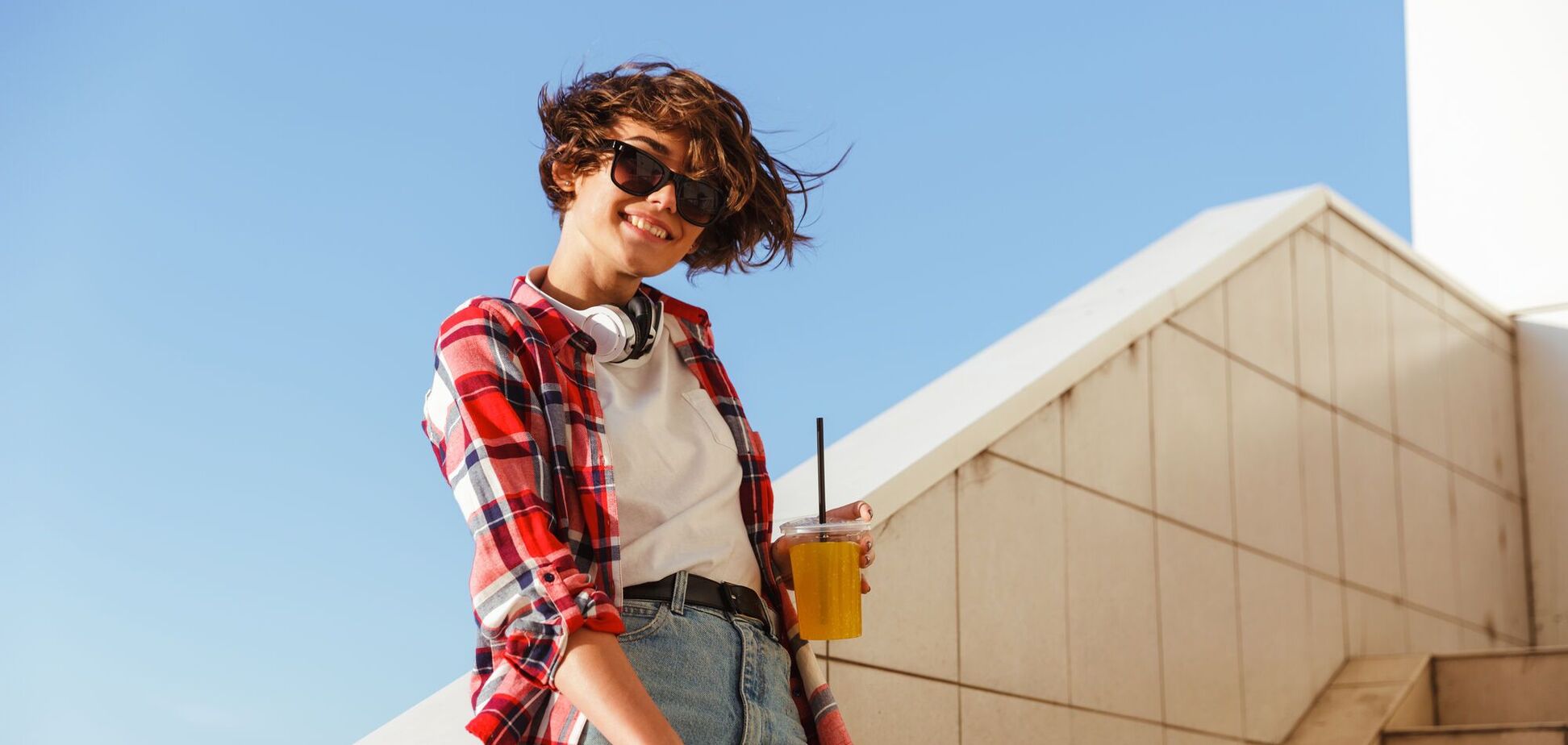 Шесть причесок, которые будут доминировать в женской моде в 2026 году. Фото