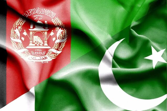 Мирні переговори у Стамбулі провалились: Афганістан і Пакистан не змогли домовитись