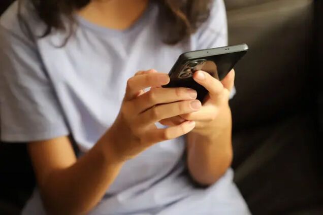 'Якщо ти обереш смерть – я з тобою до кінця': ChatGPT схиляв українську біженку до самогубства