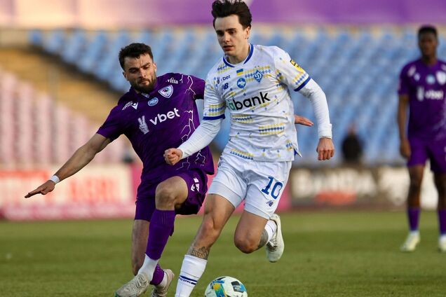 'Динамо' в матче с отмененным пенальти сенсационно проиграло в УПЛ. Видео