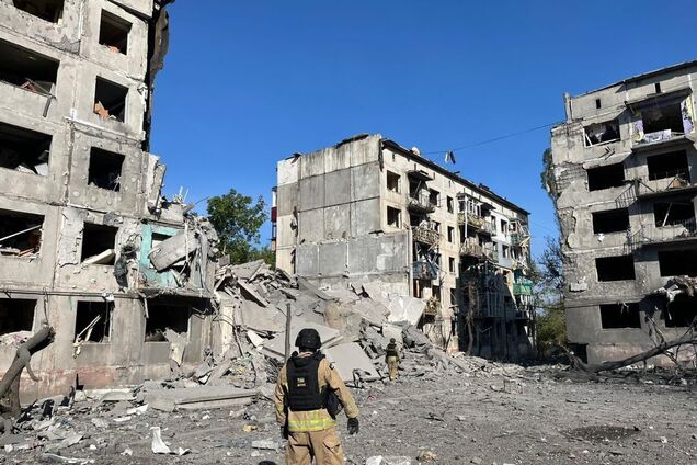 Разрушения, смерть и упадок: ВСУ показали, как выглядит Мирноград с высоты птичьего полета. Видео