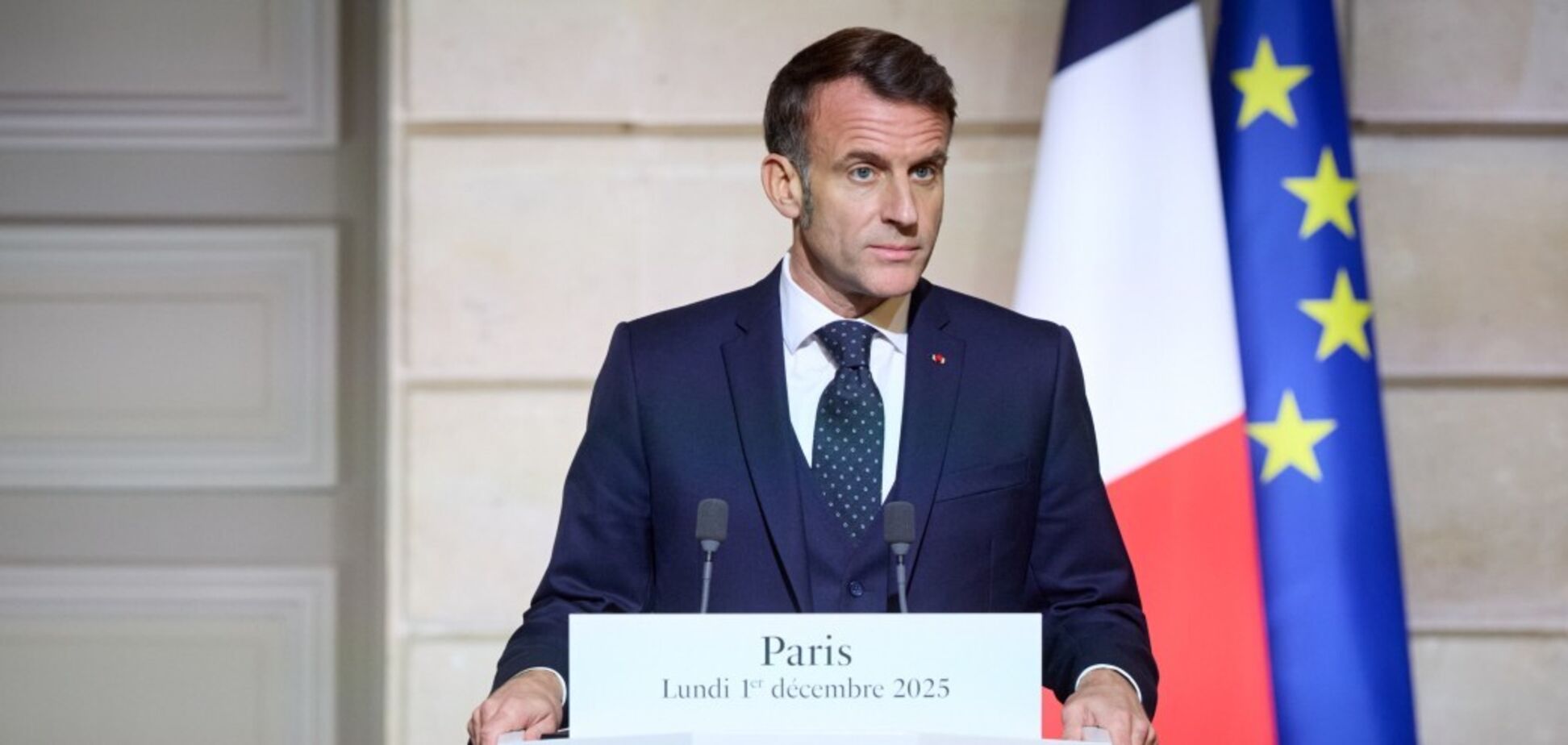 'Надо смотреть на вещи реально': Макрон напомнил, что Россия отвергла все предыдущие предложения по миру. Видео