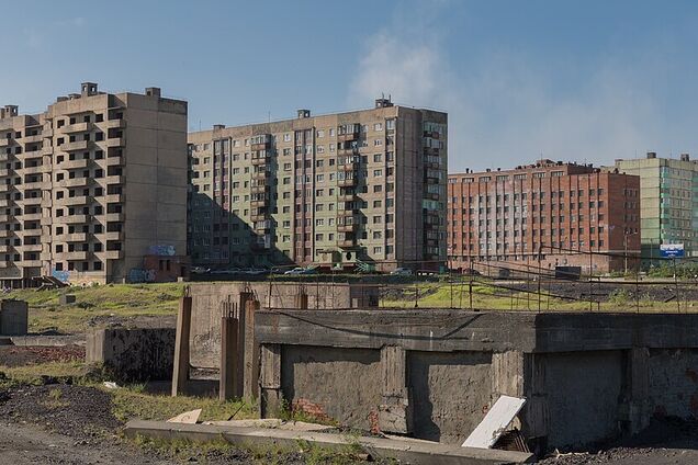 Танення вічної мерзлоти загрожує економіці РФ: розвідка фіксує критичні інфраструктурні втрати