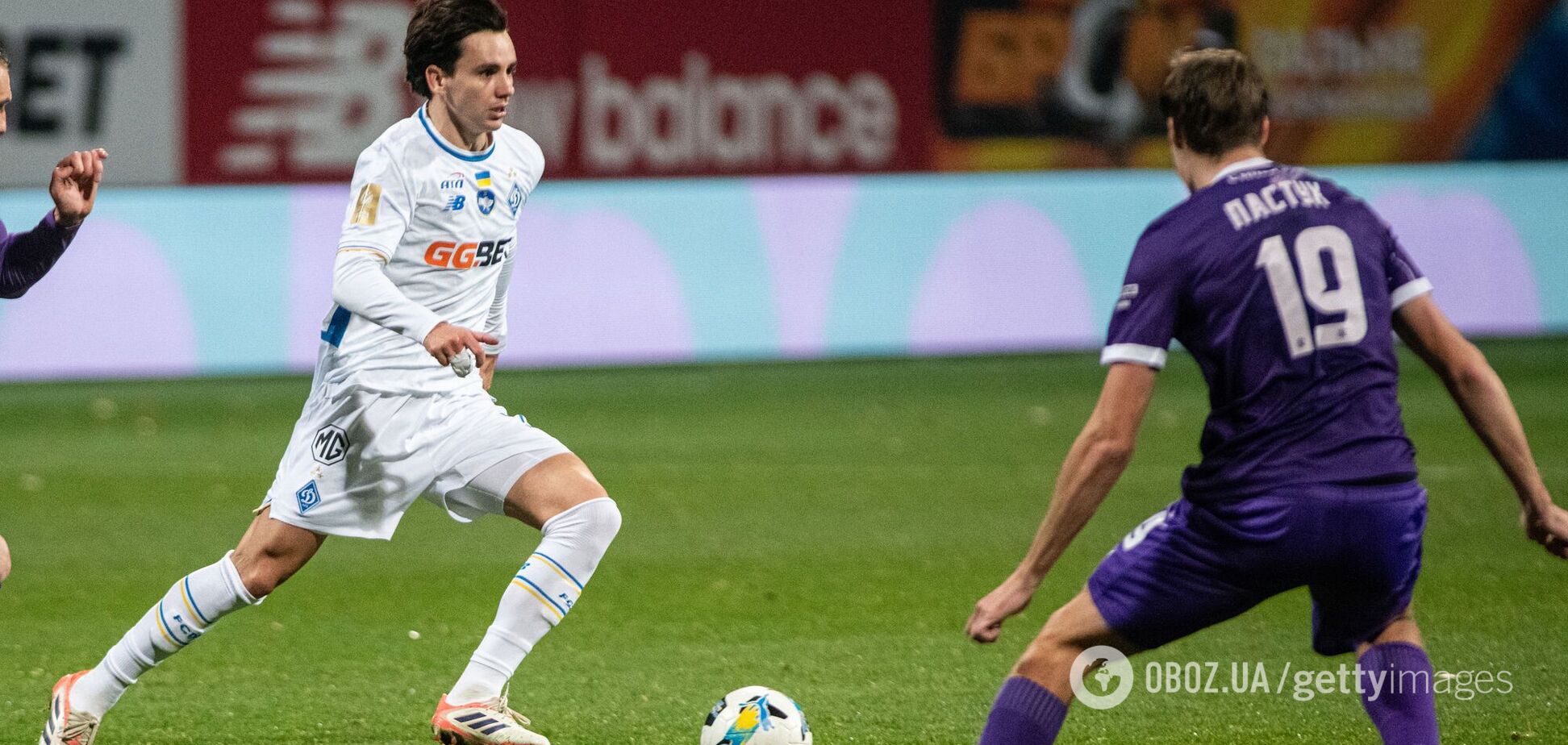 Знаменитий футболіст 'Динамо' поскаржився, як йому важко та 'боляче' їздити з Києва до Європи