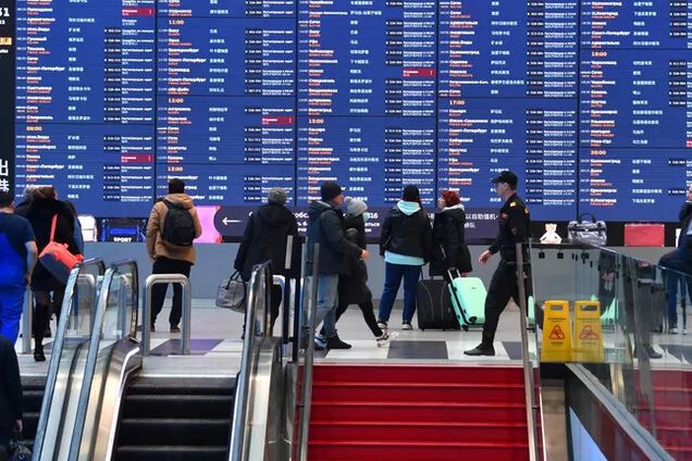 У Москві скасували та затримали майже 200 рейсів через масовану атаку дронів: не зміг приземлитися літак з Пашиняном