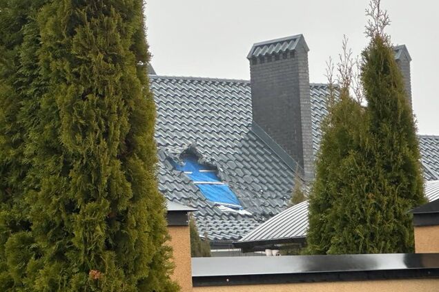 Под Львовом в частный дом попал дрон: говорят о покушении на убийство