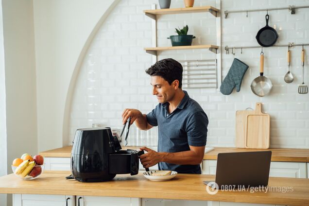 Чи можна класти фольгу в аерогриль: детальне пояснення