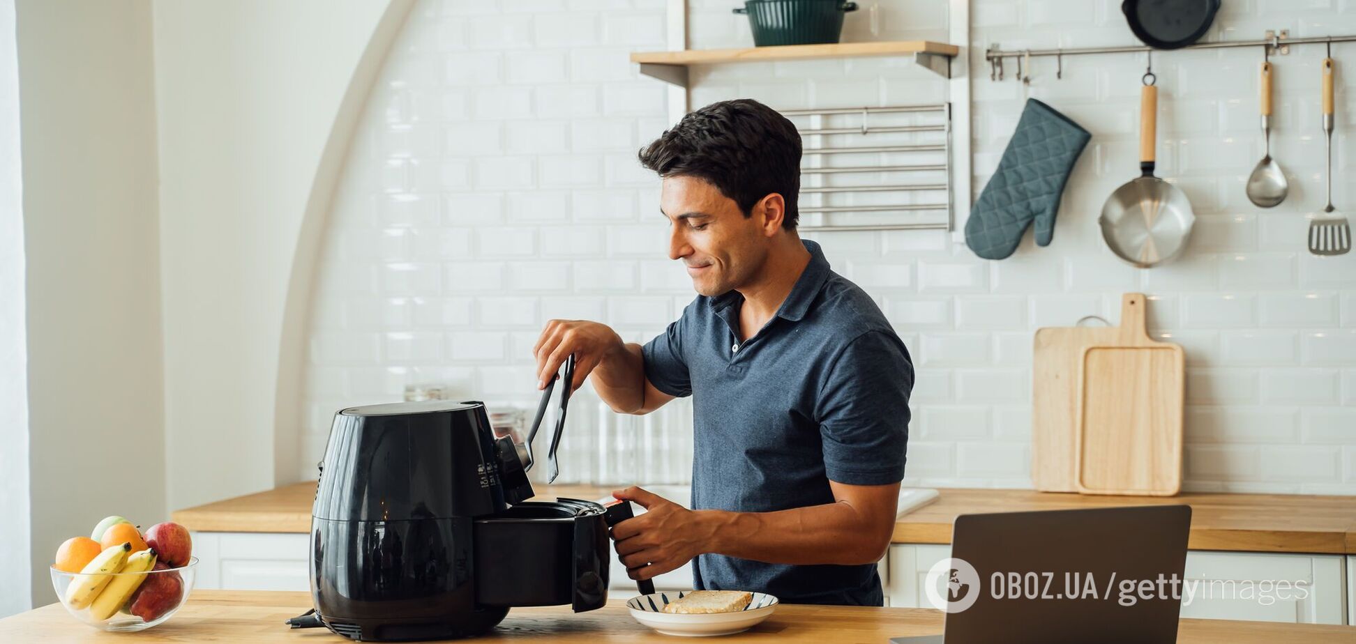 Чи можна класти фольгу в аерогриль: детальне пояснення