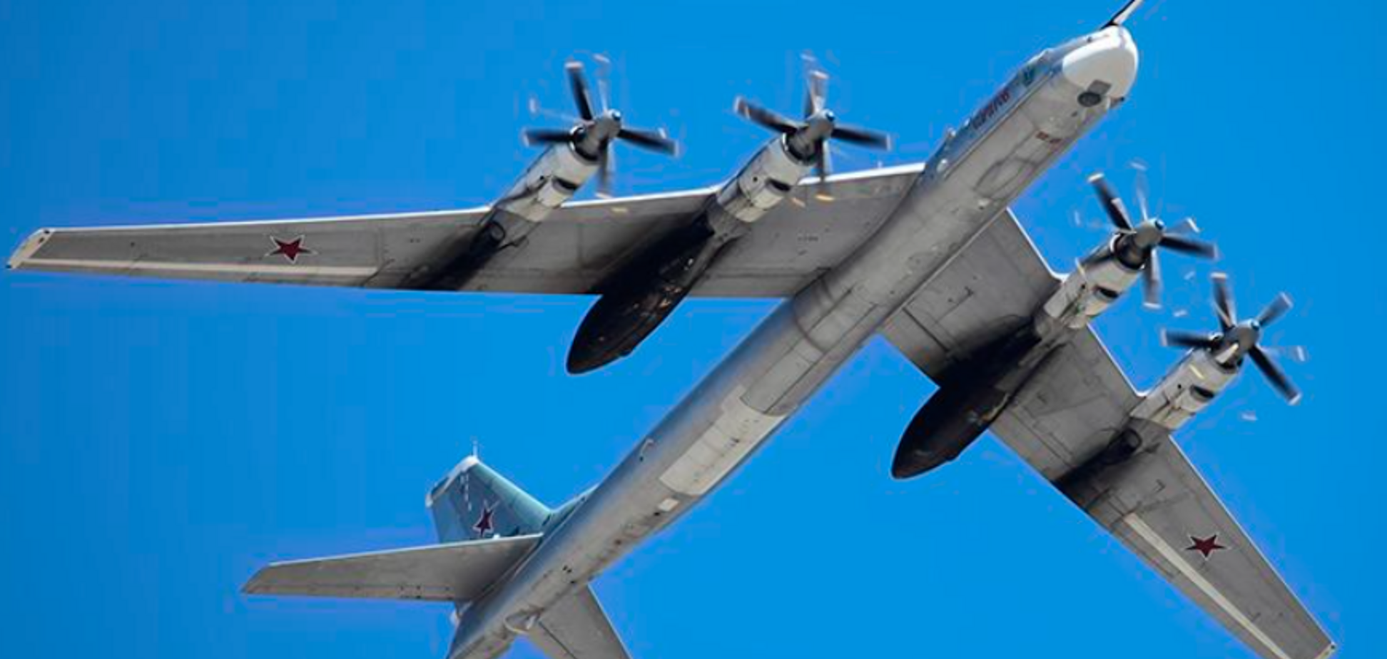 Россия посреди дня подняла в воздух Ту-95МС: есть угроза пуска крылатых ракет