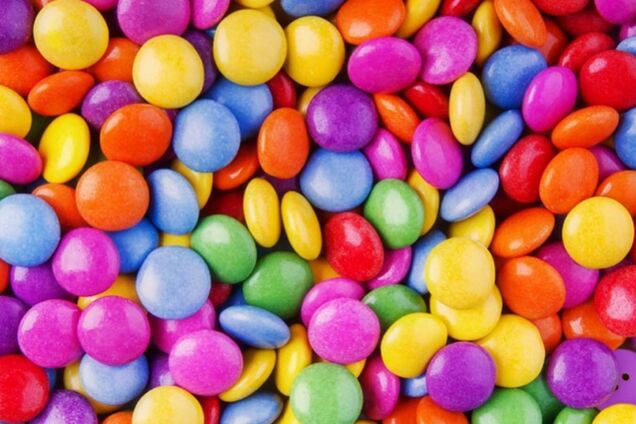 Найдите пуговицу среди конфет: хитрая головоломка