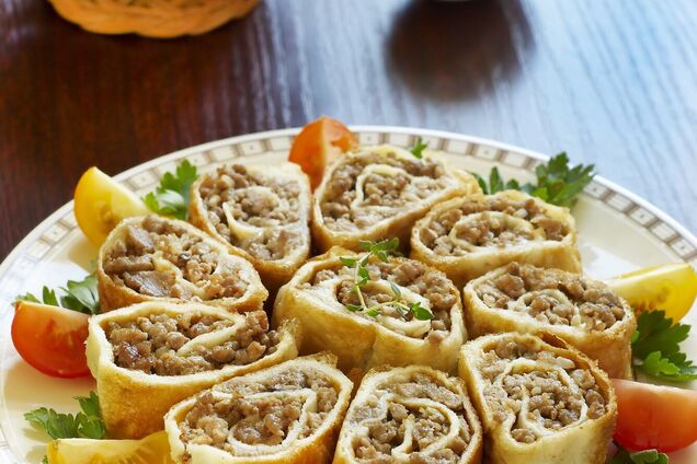 Что приготовить из лаваша и фарша на ужин: рецепт сытного блюда на скорую руку