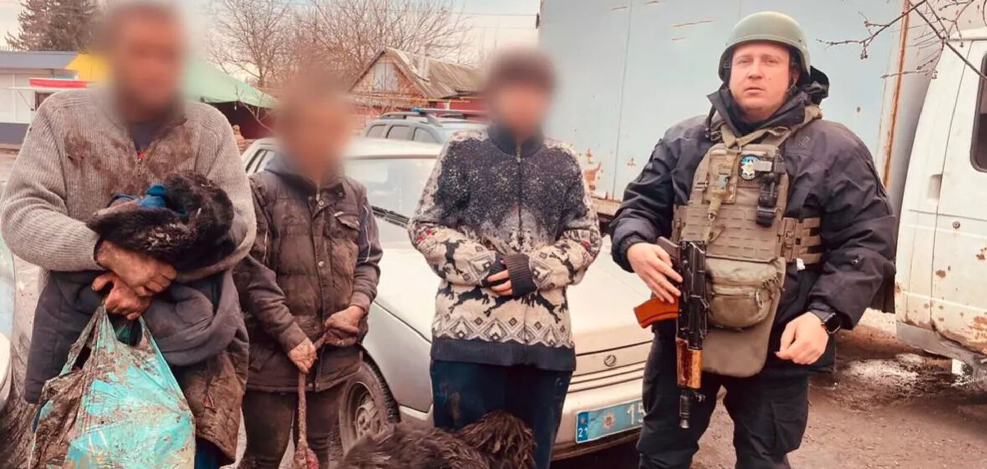 Дом семьи сгорел: из Купянска эвакуировали 13-летнего ребенка, которого прятал отец. Видео