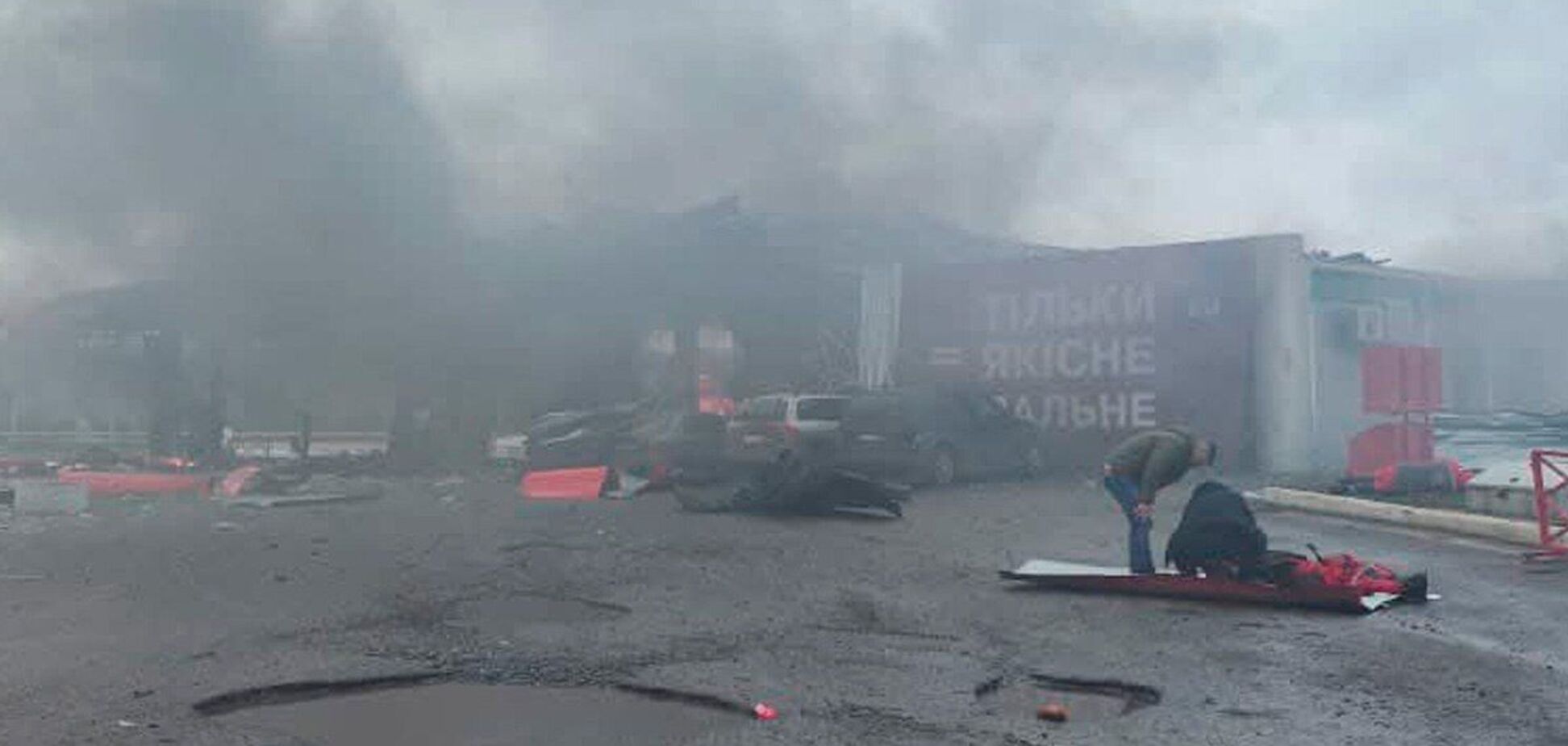 Враг коварно ударил дроном по АЗС на Харьковщине: шестеро пострадавших. Фото