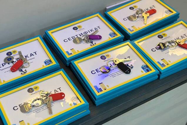 В Днепре Фонд Рината Ахметова помог обустроить социальное жилье для мариупольцев