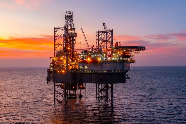 Дрони СБУ повторно вдарили по нафтовидобувних платформах РФ у Каспійському морі: які наслідки