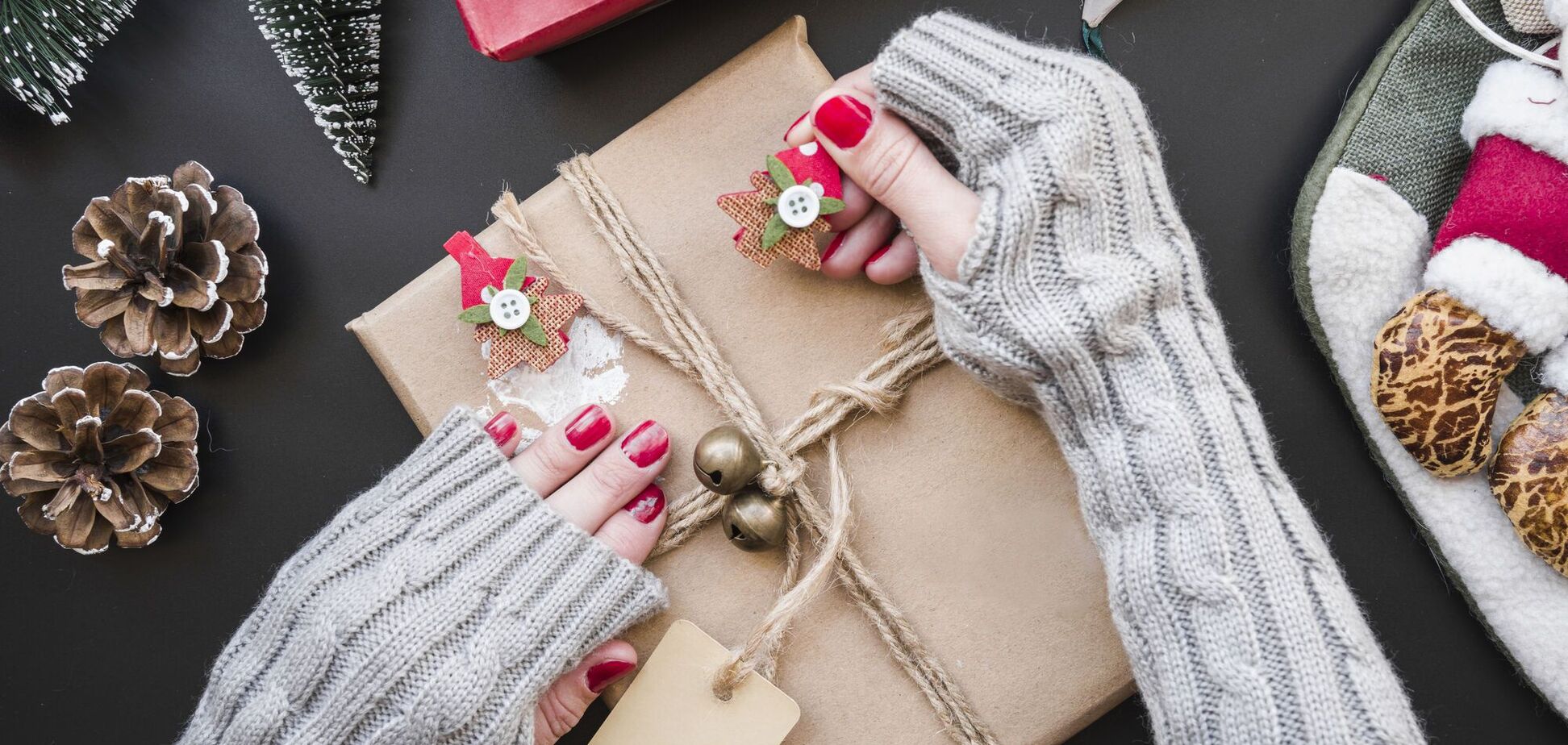 Какой маникюр нельзя делать на Новый год 2026: цвета, которые разгневают Коня