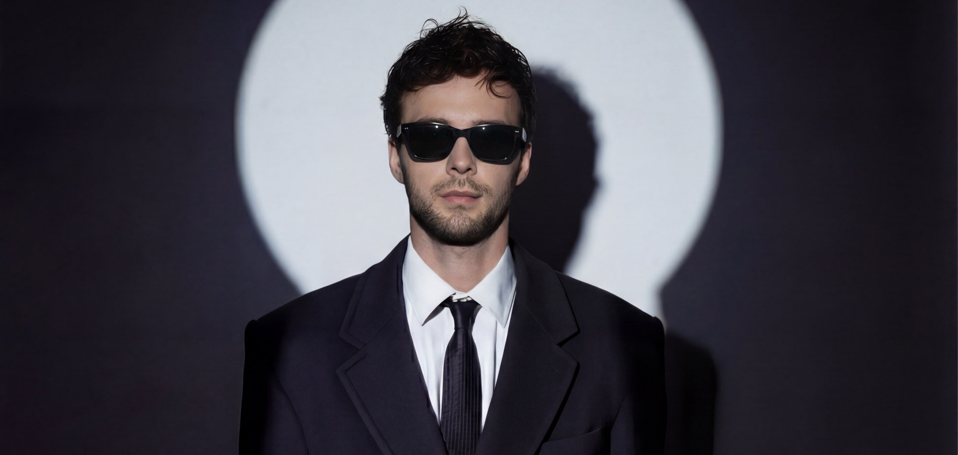 Surprise, surprise: Макс Барських презентує новий бенгер 'Не складається'