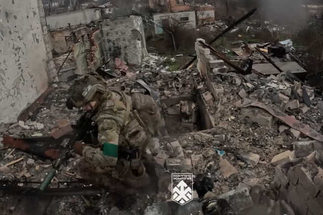 Маршруты поставки врага были перекрыты: 'Хартия' показала кадры операции по зачистке оккупантов в Купянске. Видео