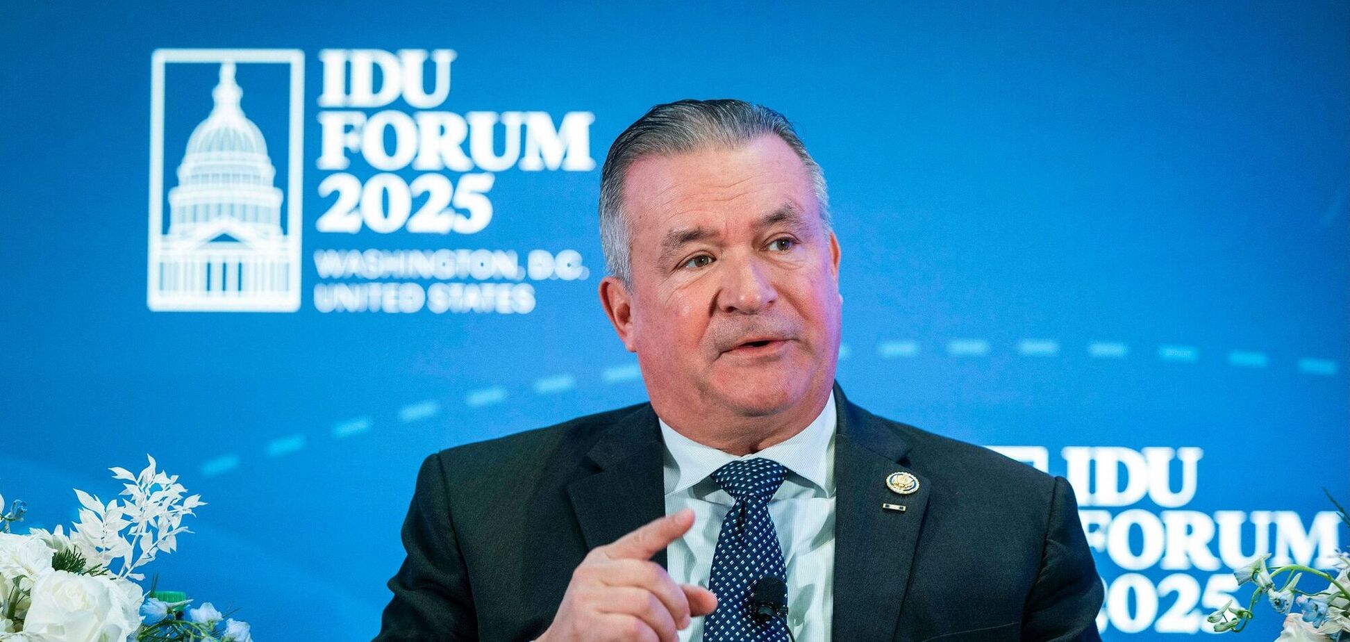 Конгрессмен США сравнил давление на Украину с политикой умиротворения Гитлера