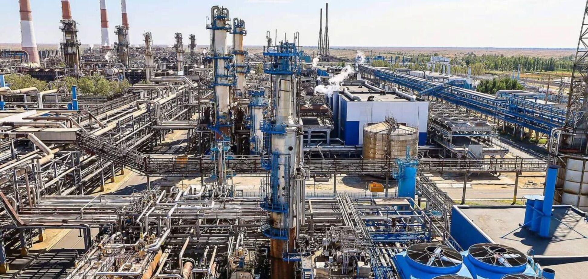 Супутники NASA зафіксували пожежу: вночі уражено Астраханський газопереробний завод. Відео