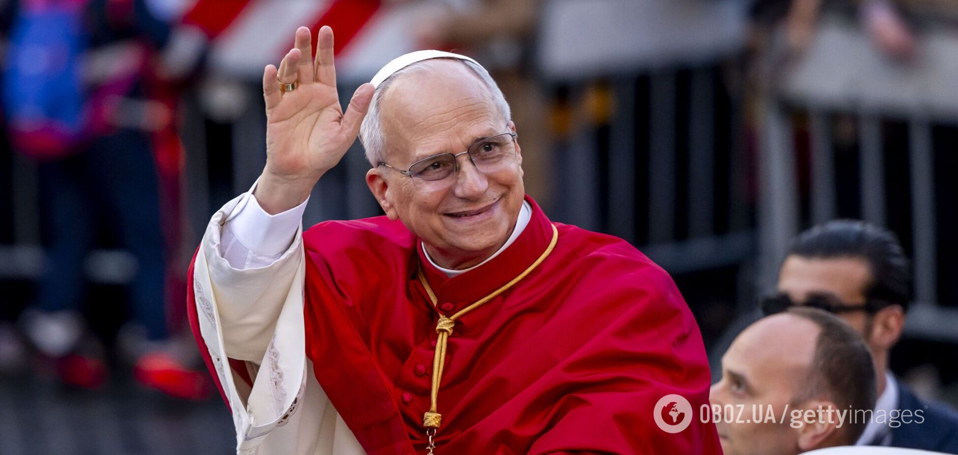 Папа Римський став одним із найстильніших людей 2025 року: топ-5 образів Лева XIV, які вразили журнал Vogue