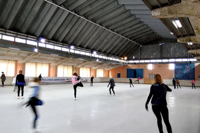 ЖК не збудують: в КМДА розповіли, що відбувається із ковзанкою 'Крижинка'