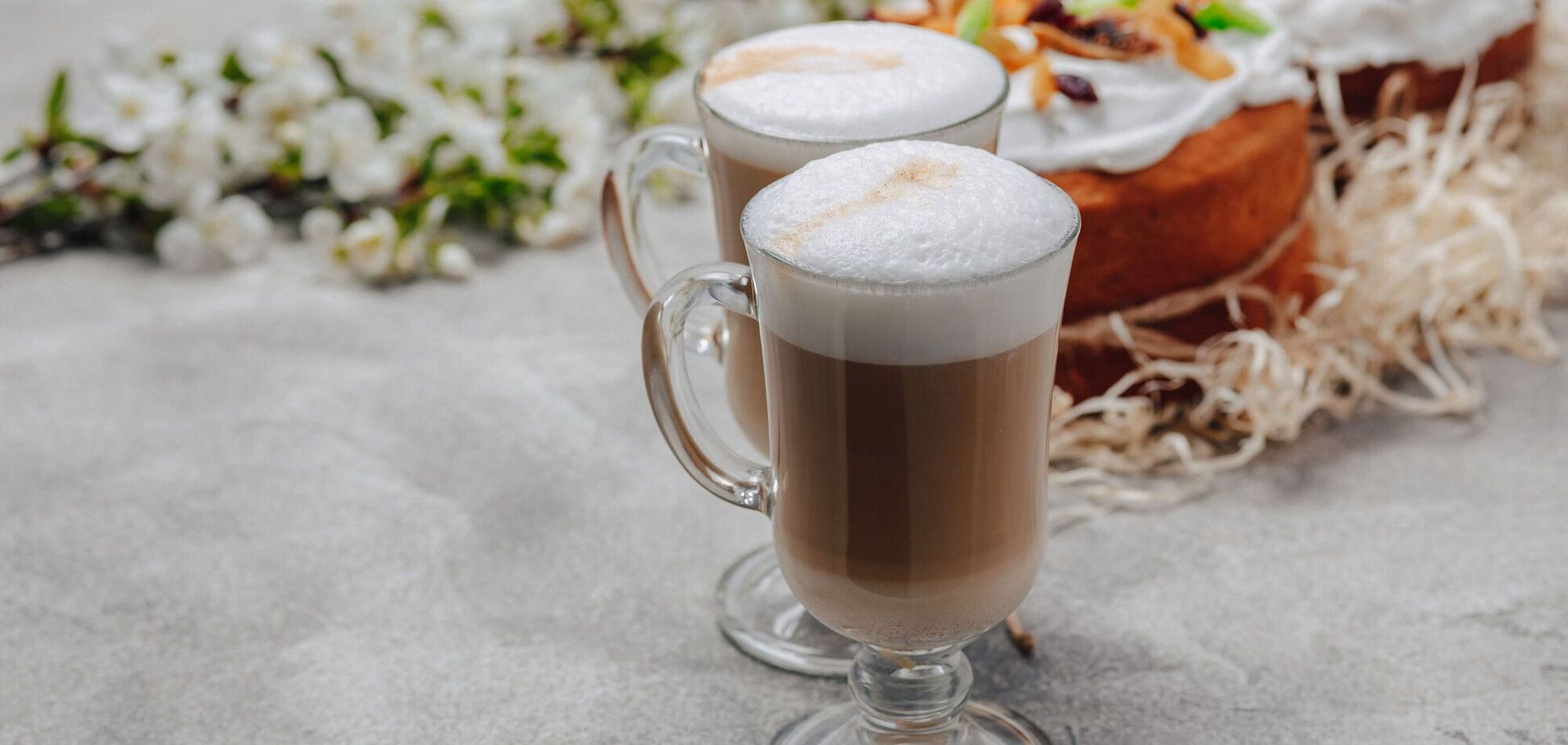 Как взбить идеальную пенку из молока без капучинатора: простой лайфхак