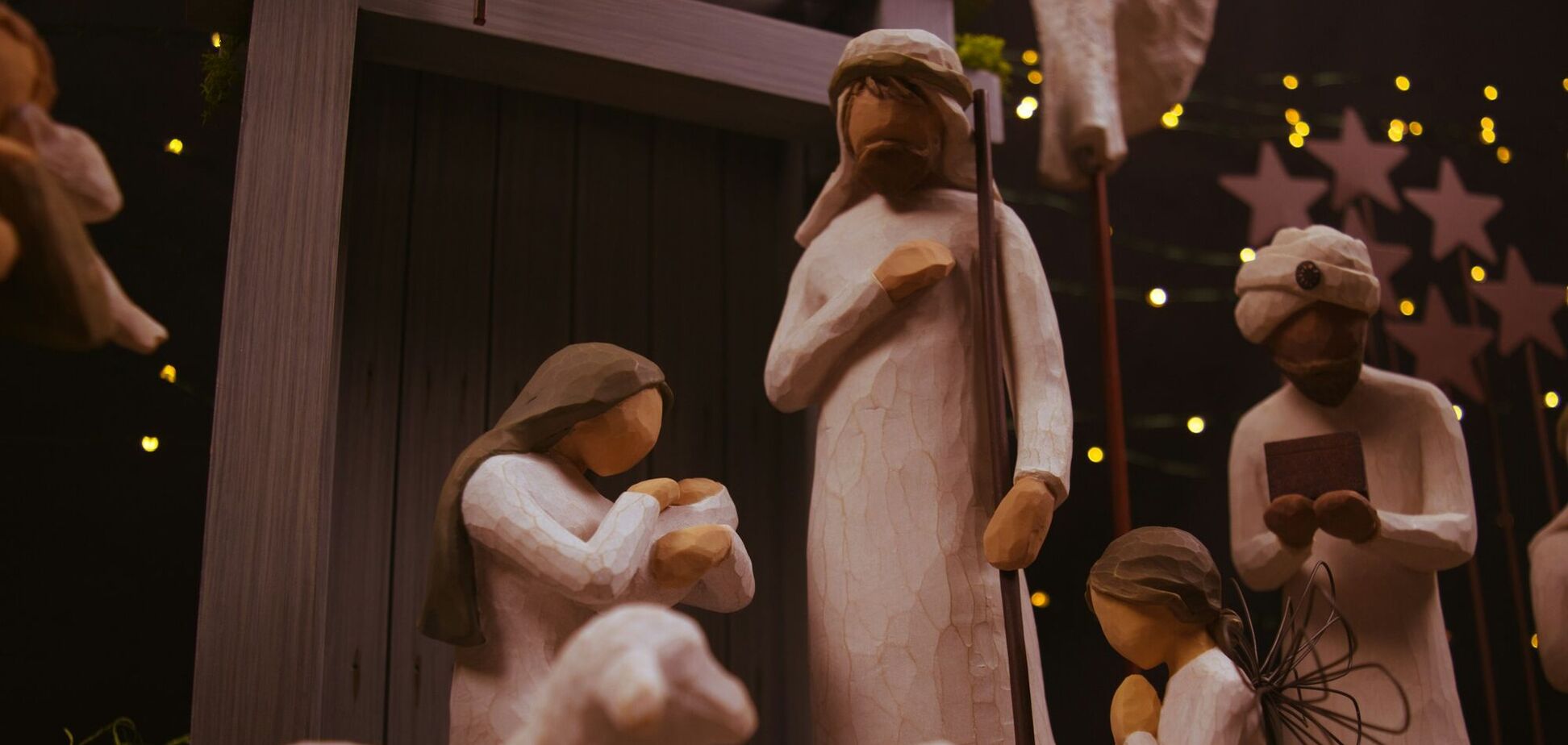 Картинки с Рождеством и на Святвечер 2025: открытки, поздравления, искренние пожелания на видео и смс