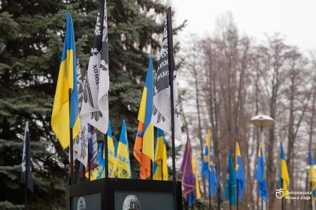 'Именно они держали фронт и дали нам возможность жить, работать, водить детей в школу': заместитель городского головы Днепра об открытии проекта 'Истории Героев'