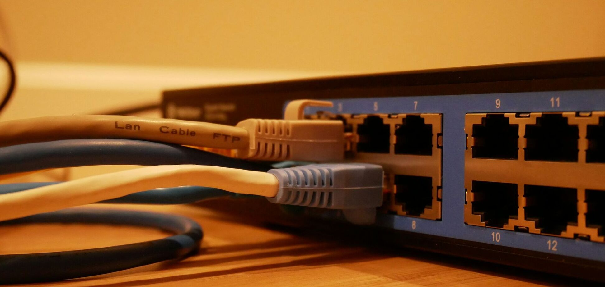 Стоит ли выключать Wi-Fi роутер на ночь: последствия будут неожиданные